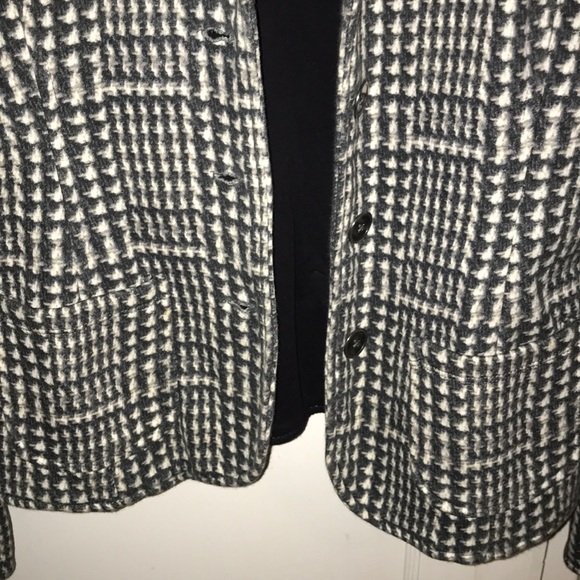 Wool Blazer - Picture 2 of 4